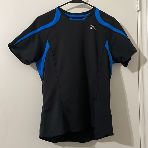 Mizuno Black QuickDry Plus Shirt Size XS - Picture 2 of 10